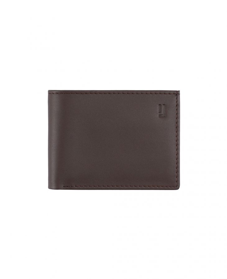 Sleek leather wallet, traditional design